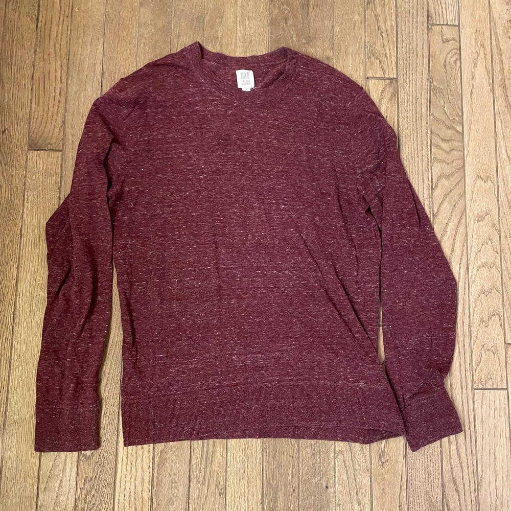 Gap men’s maroon sweater size medium
